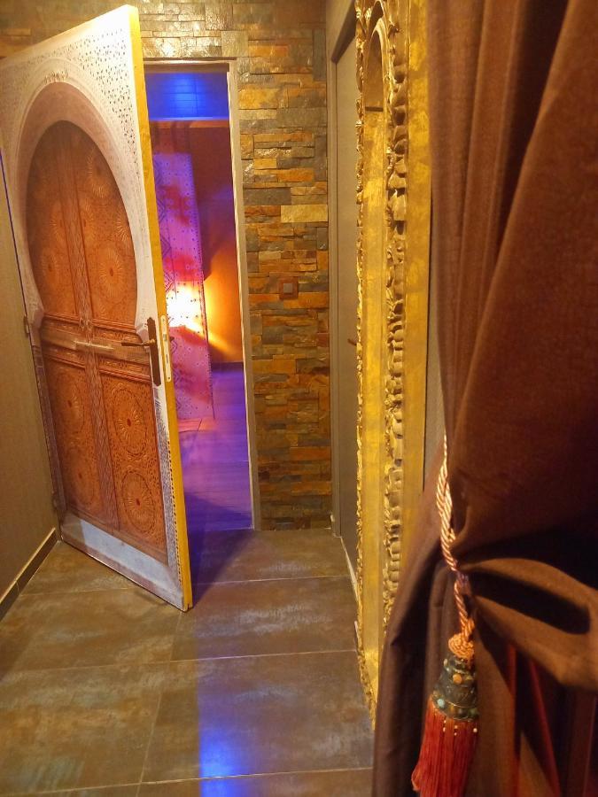 Love Room, Les Nuitees Secretes De Rouen Darnetal Экстерьер фото