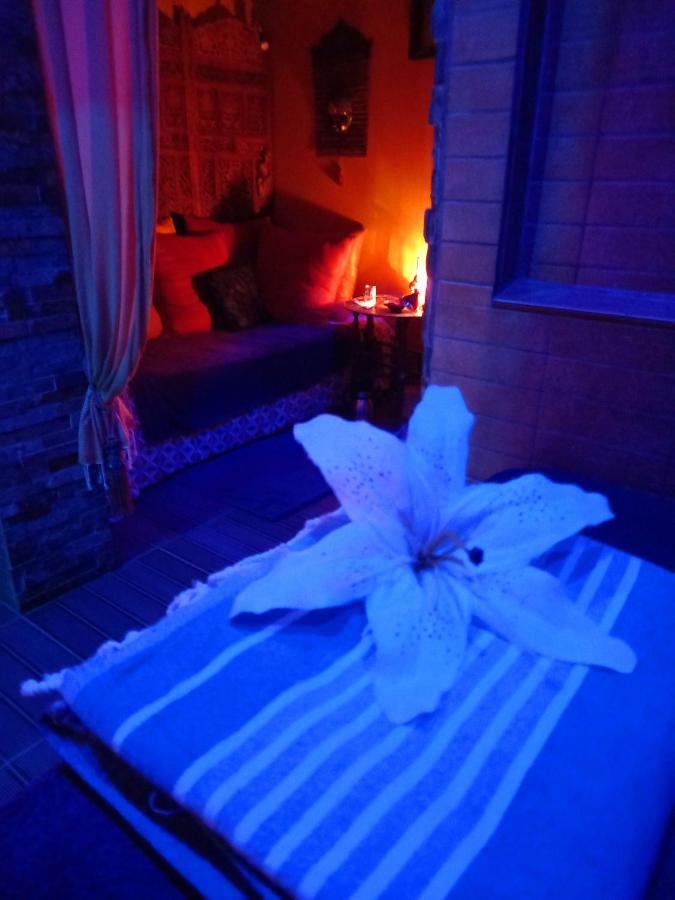 Love Room, Les Nuitees Secretes De Rouen Darnetal Экстерьер фото