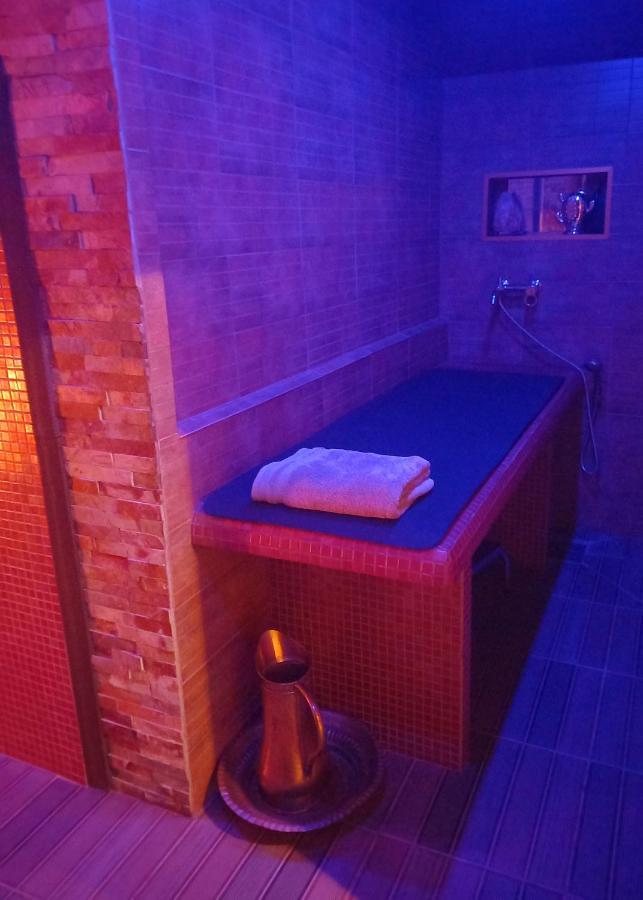 Love Room, Les Nuitees Secretes De Rouen Darnetal Экстерьер фото