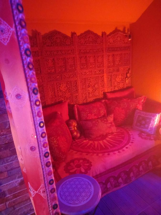 Love Room, Les Nuitees Secretes De Rouen Darnetal Экстерьер фото